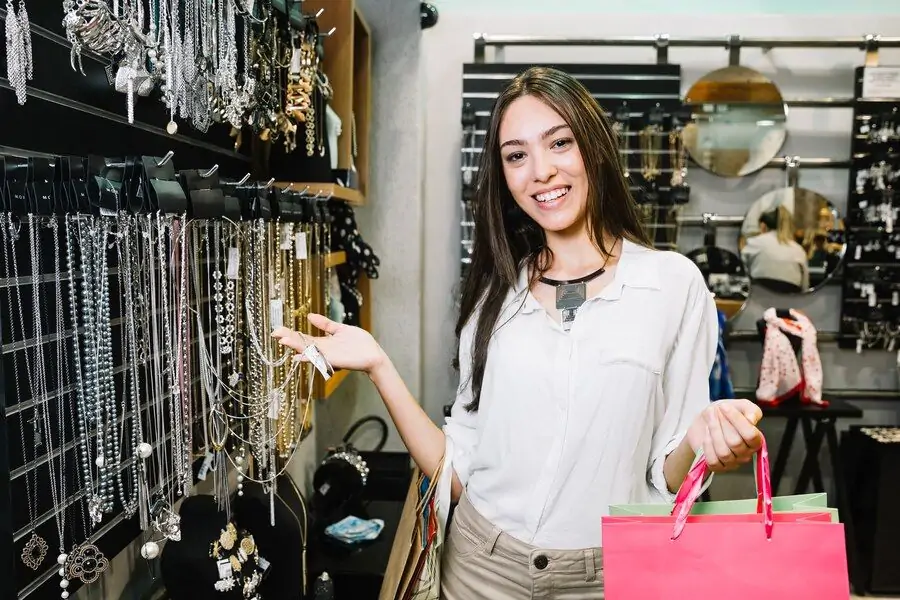 Leia mais sobre o artigo Semijoias no Dia a Dia: Estilo, Sofisticação e Versatilidade ao Seu Alcance